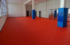 Foto nou tatami al Pavelló Nou