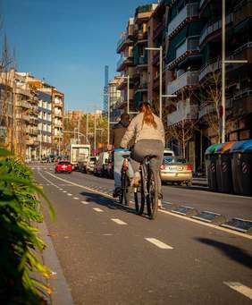Foto carril bici al passeig Llorenç Serra