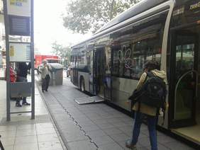 foto d'una parada de bus
