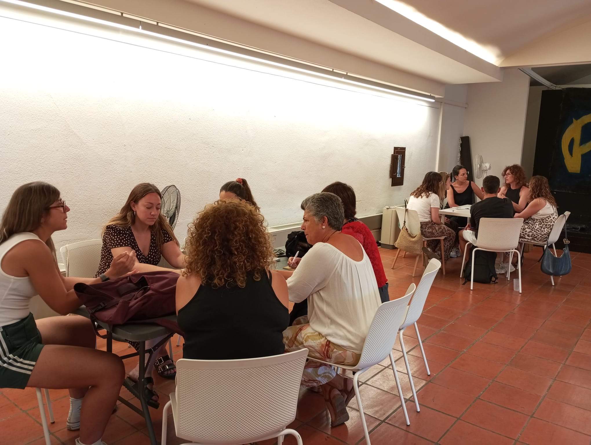 Reunió de joves al Mas Fonollar 