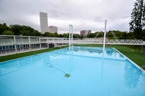 Piscina de verano de Can Zam