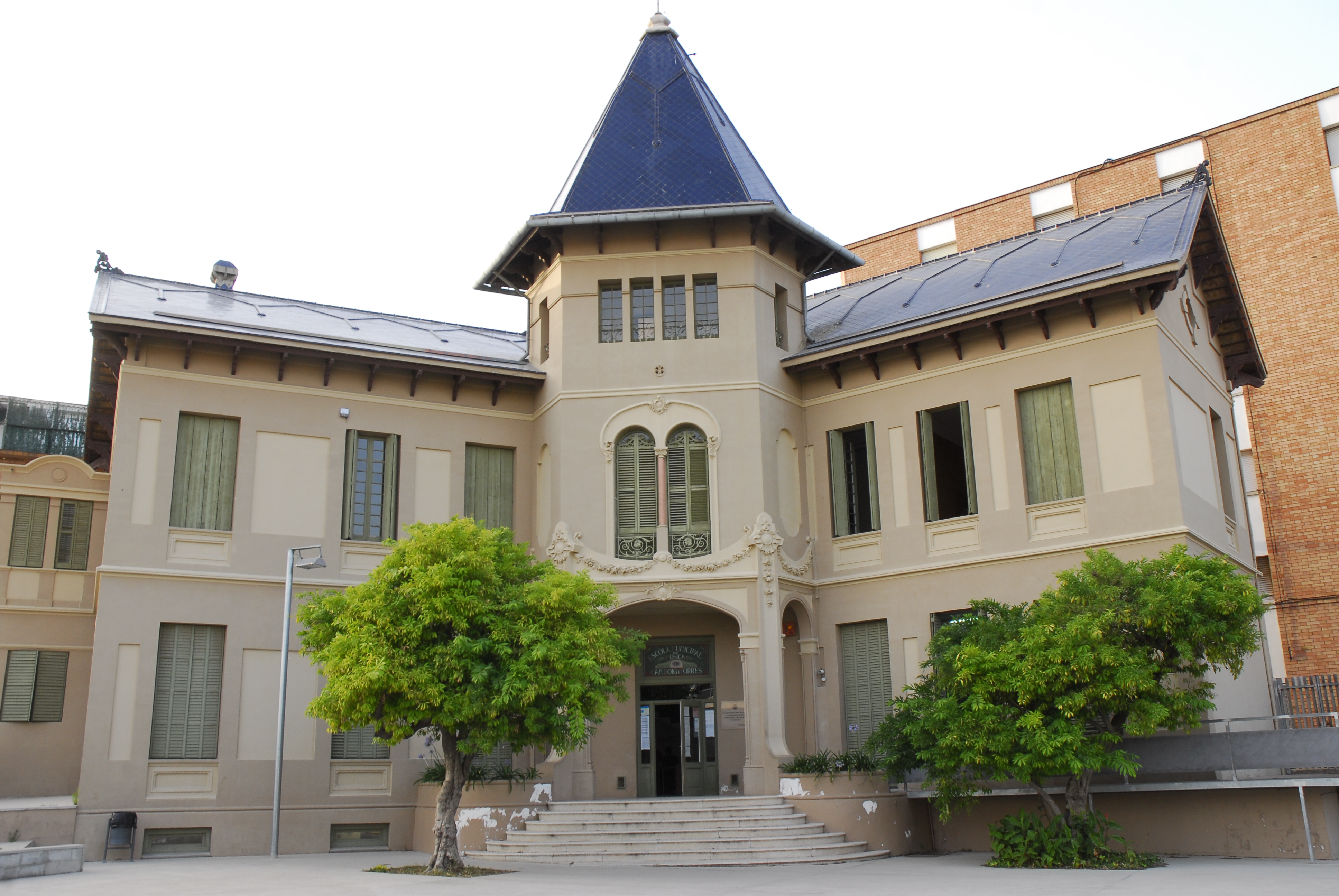 Imatge de l'Escola de Música Can Roig i Torres Imatge de l'Escola de Música Can Roig i Torres